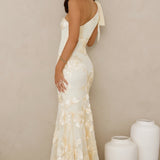 Dreamy Dress One Sleeve
