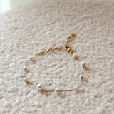 Fine pearl bracelet