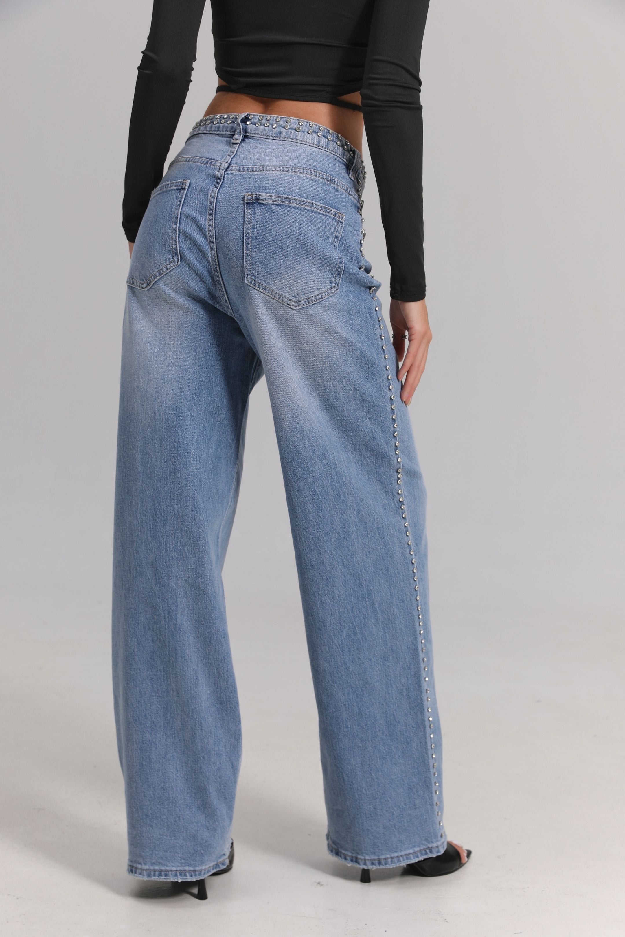 Jeans with diamond detail A3456