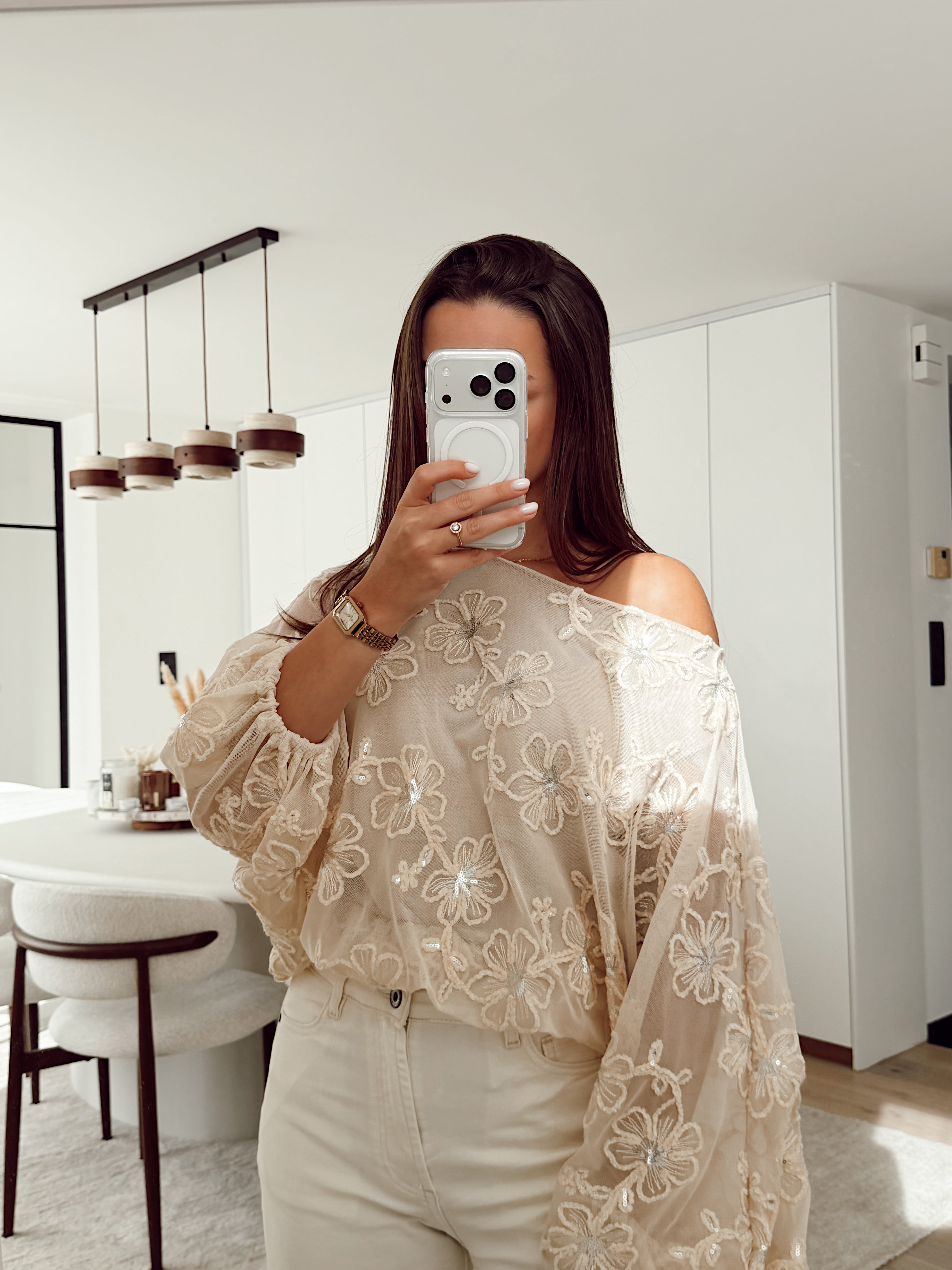Omega blouse ecru b603
